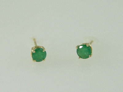 14KT Y/G Emeralds 0.68ct. Studs