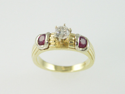 14KT Y/G Diamond 0.47ct Ruby 0.47ct Ring 5.7gr