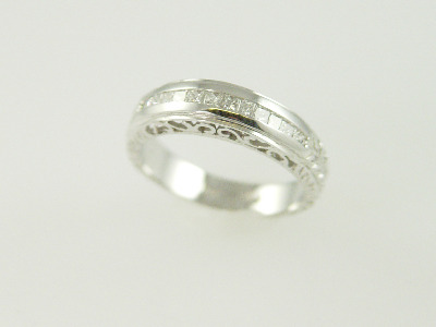 14KT White Gold Princess Cut Diamond 0.30Ct Filigree Band