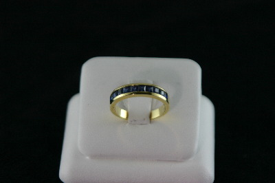 14KT Y/G Princess Cut Sapphire 1.85ct Band