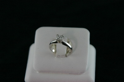 14KT White Gold Princess Cut Diamond 0.69Ct Solitaire