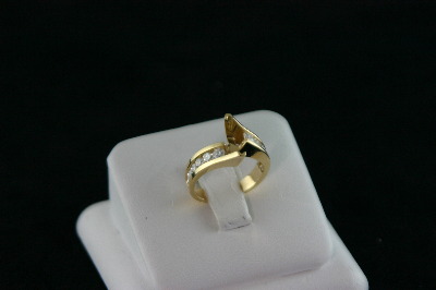 14KT Y/G Semi -Diamond Baguette 0.85ct Ring