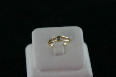 14KT Y/G One Round Channel Set Diamond 0.15ct