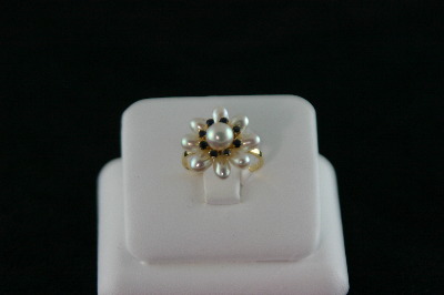 14KT Y/G Flower Design Rice and Round Pearl Ring- eight sapphires 0.25ct