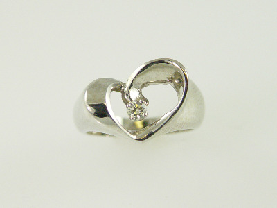 14KT White Gold Blue Topez 0.80ct Heart Ring