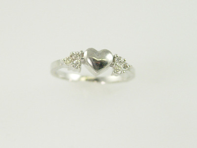 14KT White Gold Diamond 0.20ct Heart Ring