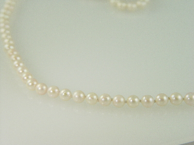 18" 6.5mm Cultured Pearl Necklace