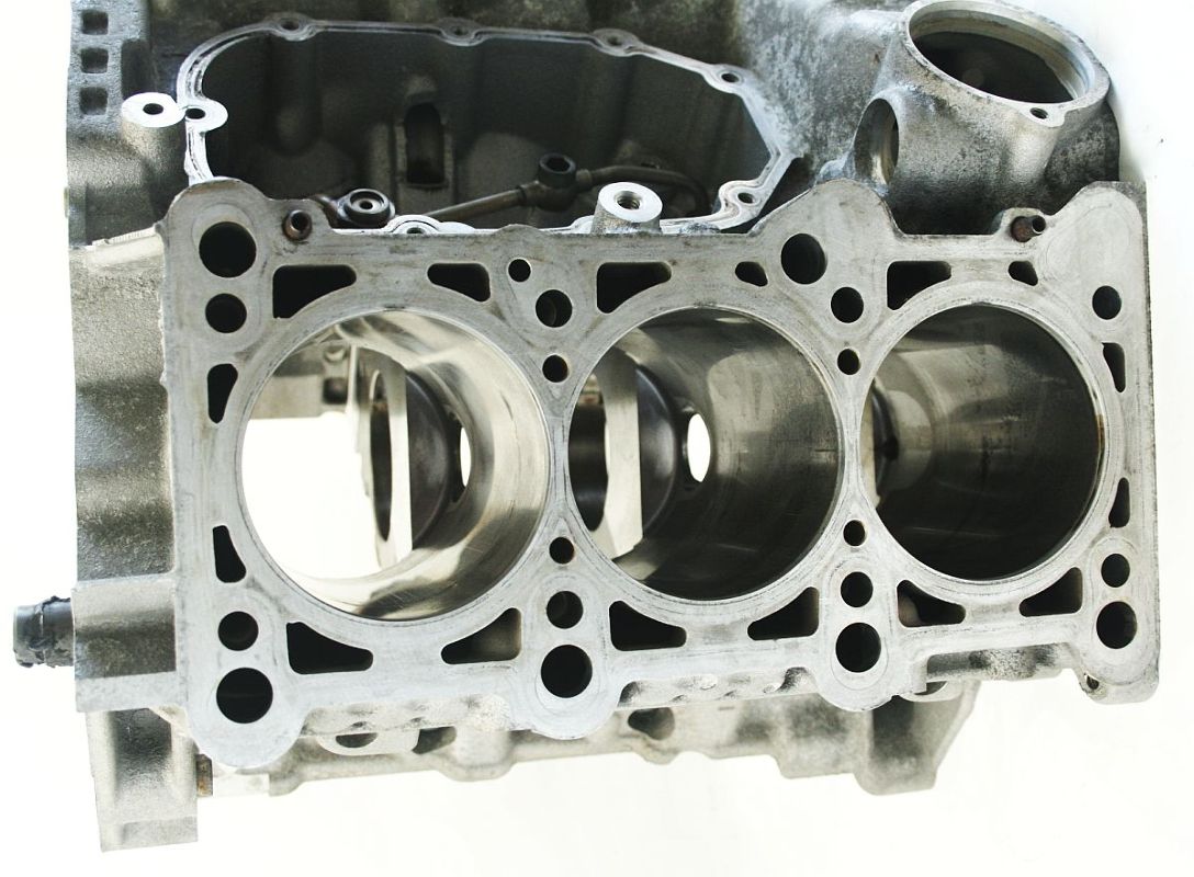 Bare Engine Cylinder Block 0204 Audi A4 B6 A6 C5 AVK 3.0 Genuine