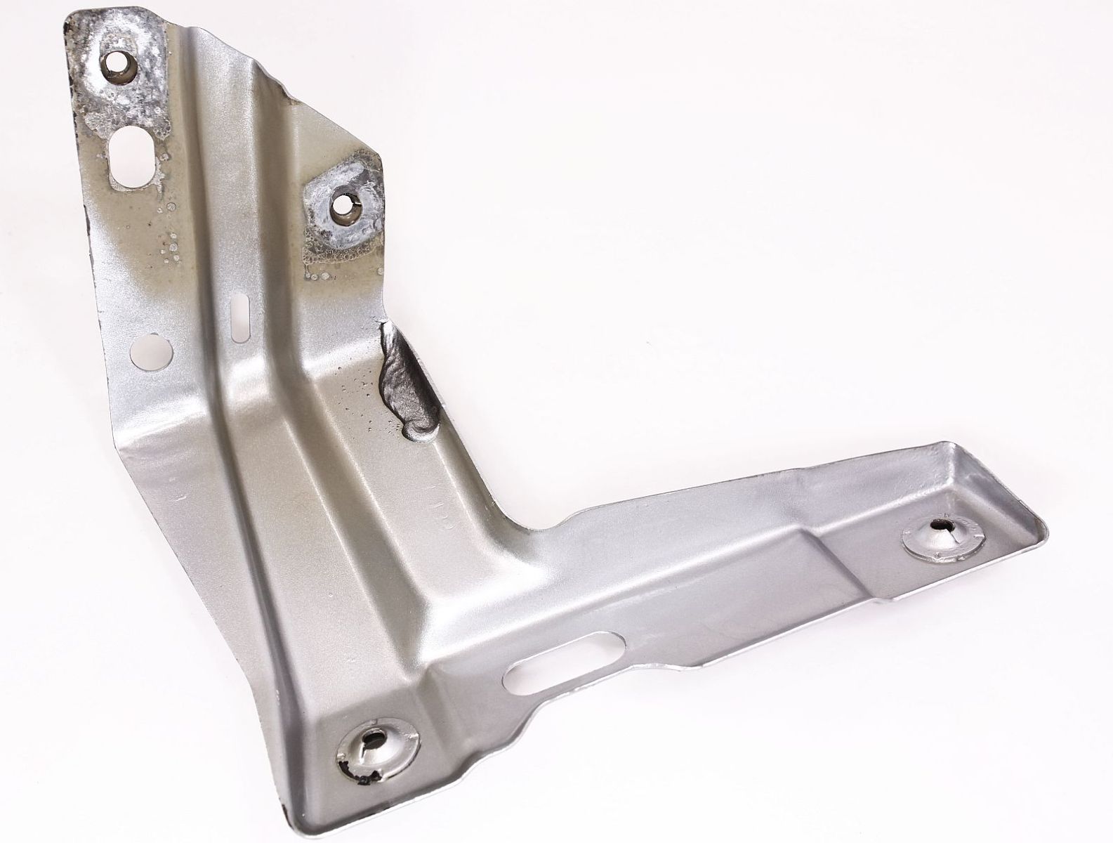 RH Fender Mount Bracket VW Jetta Golf MK4 LG9R Silver Arrow 1J0 821 136