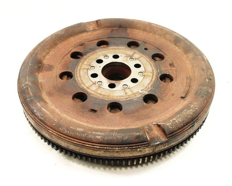 225MM Flywheel 9804 VW Jetta Golf MK4 Beetle TDI Genuine 028 105