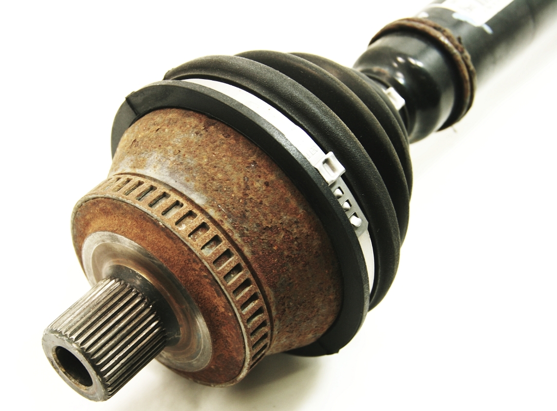 RH Front Axle Drive Shaft CV Joint V6 9804 Audi A6 C5 4B0 407 272 F