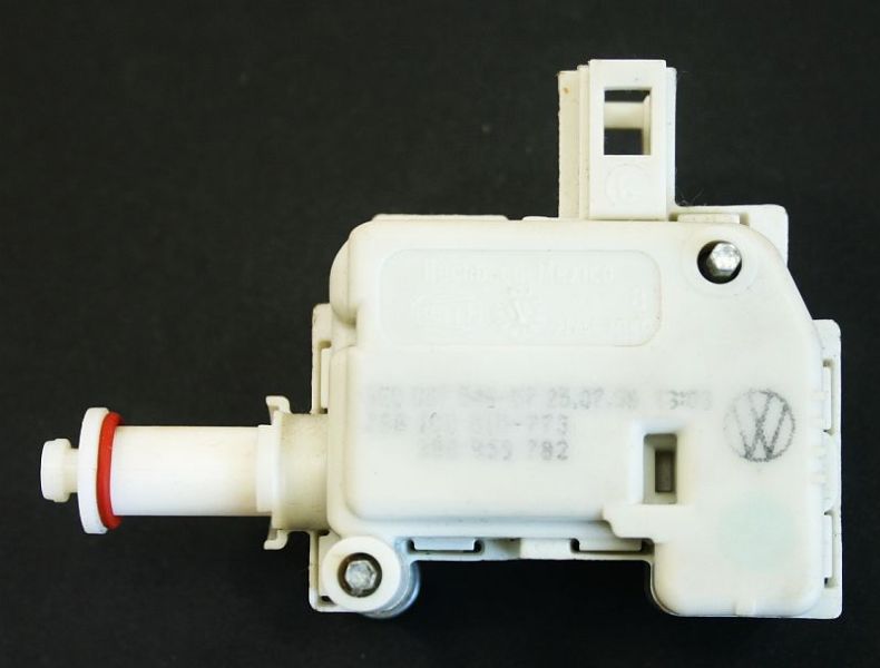 Fuel Gas Door Flap Actuator Beetle Jetta Golf GTI MK4 Passat B5 3B0