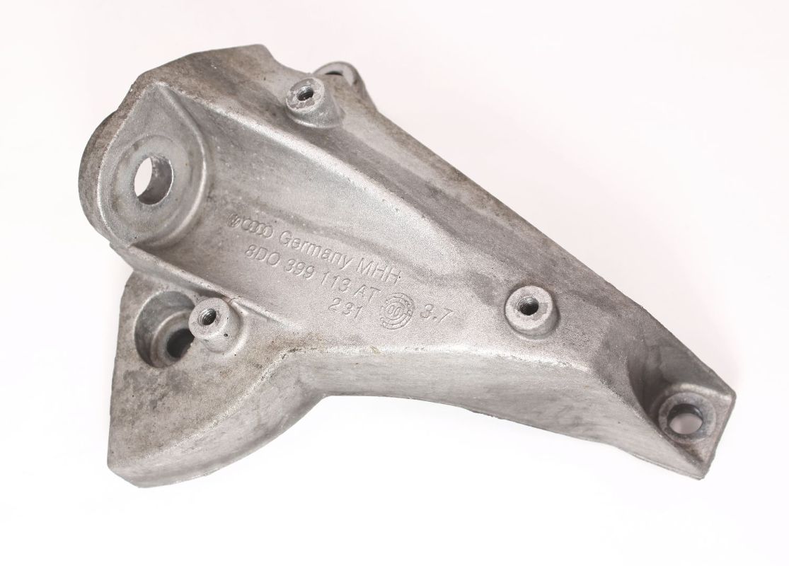 LH Transmission Mount Bracket Audi A6 A4 Allroad VW Passat 8D0 399