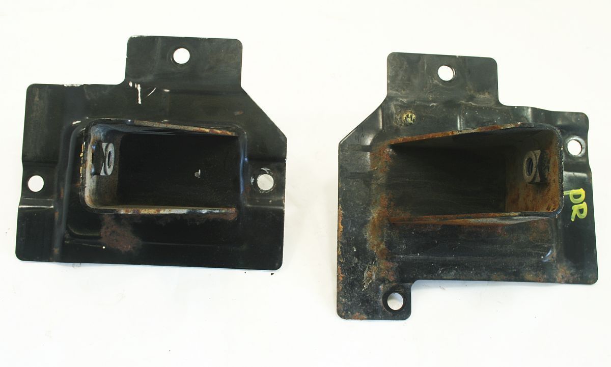 Rear Bumper Reinforcement Rebar Mount Brackets 9902 Cabrio Mk3 MK3.5