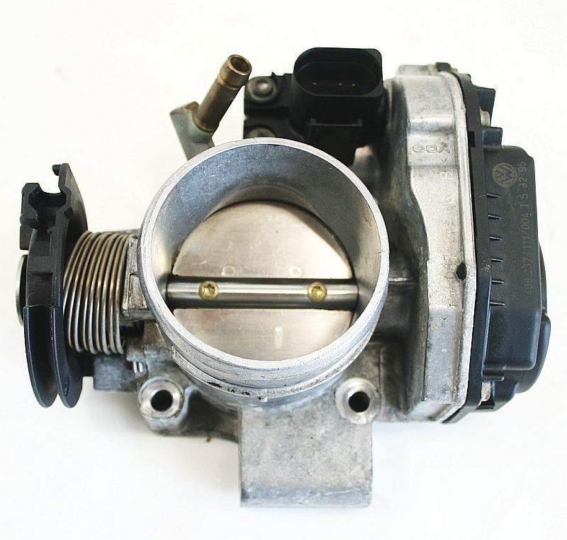 Throttle Body 9698 VW Golf Jetta Cabrio GTI MK3 OBD2 2.0 ABA 037 133
