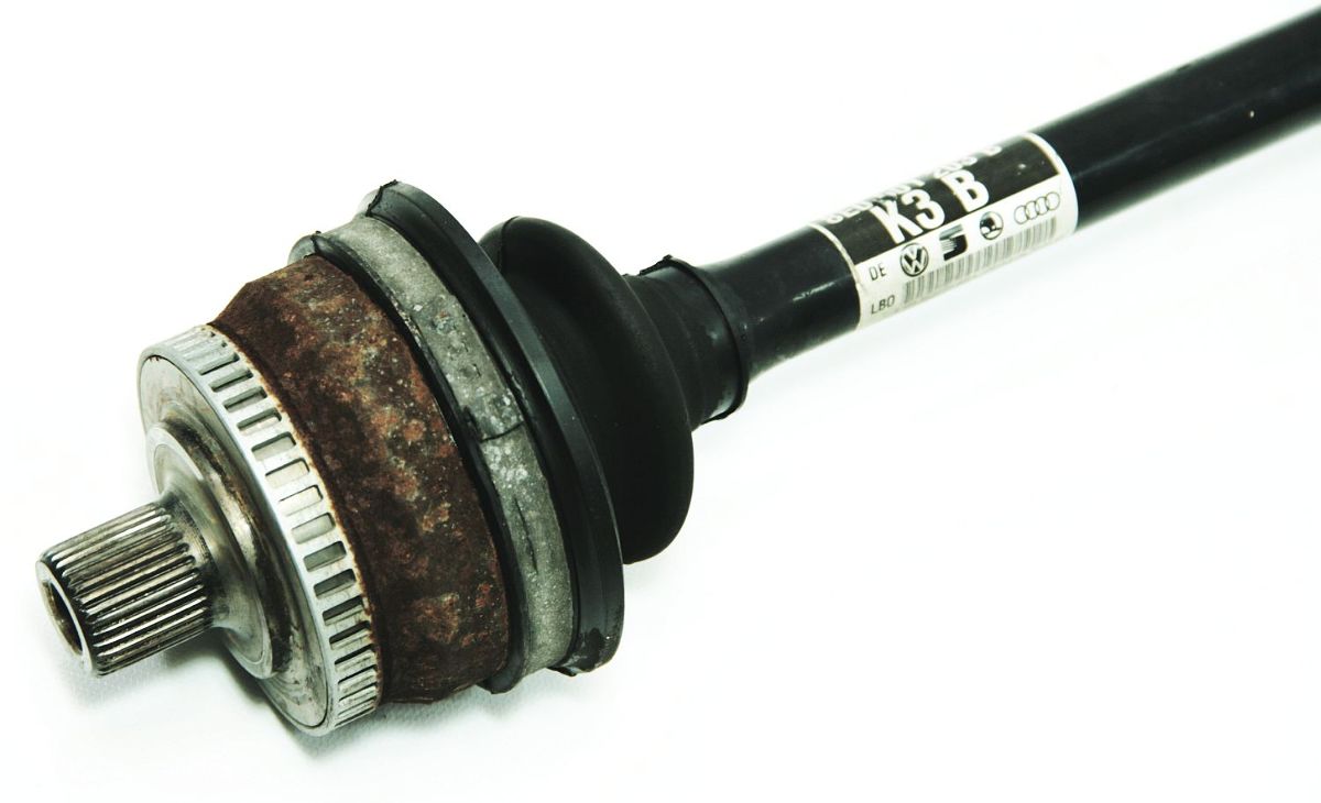 Rear Axle Drive Shaft CV 4 Motion LH RH 9905 VW Passat B5 B5.5 8E0