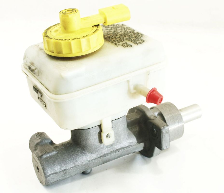 Brake Master Cylinder 0002 Audi TT 9905 VW Jetta Golf MK4 Beetle