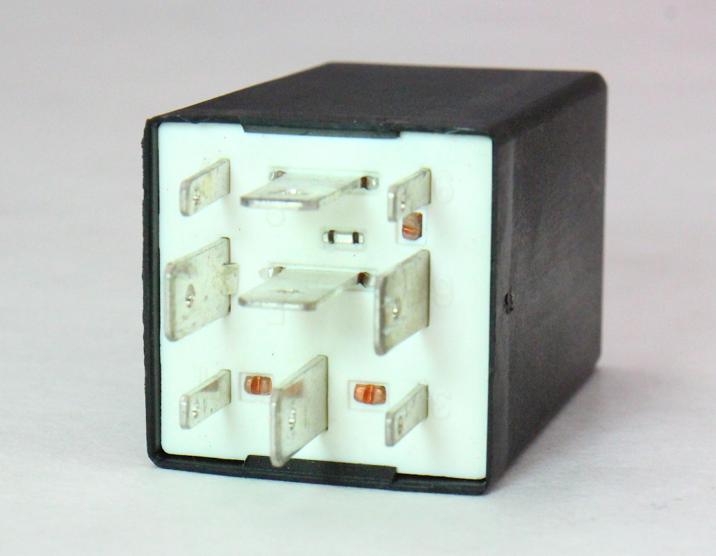 Relé de Arranque 175 VW Audi Jetta Passat GOLF CABRIO 3A0 927 181