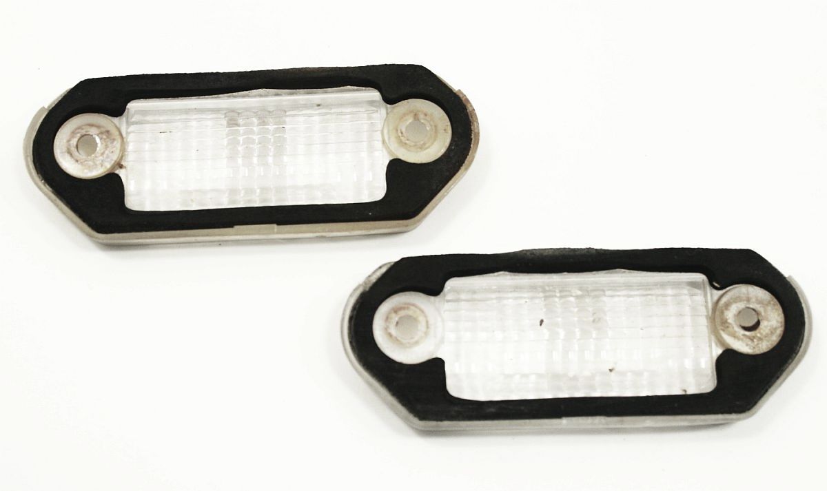 Rear License Plate Light Lens 9399 VW Jetta MK3 Bulb Covers 1HM