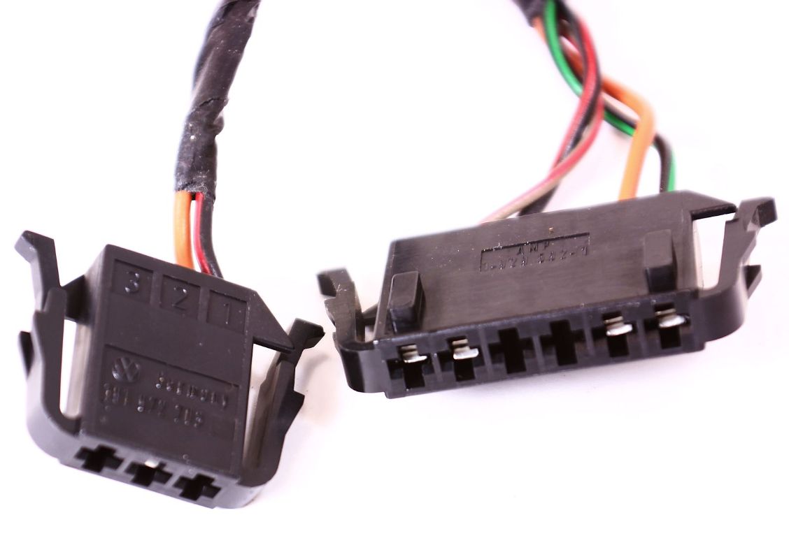 RH Outer Taillight Tail Light Wiring Plugs Pigtail VW 9399 Jetta Mk3