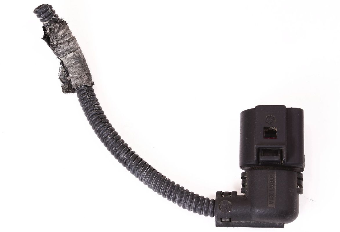 Reverse Backup Light Wiring Plug Pigtail 9805 VW Beetle Genuine