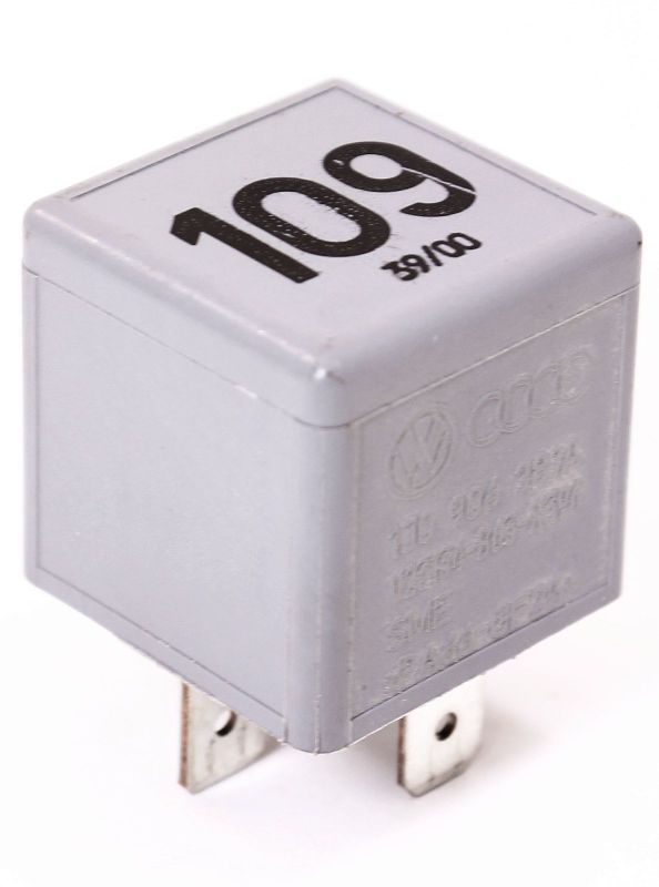 ECU Power Supply Relay 109 VW Jetta Golf MK4 Beetle TDI ALH 1J0 906