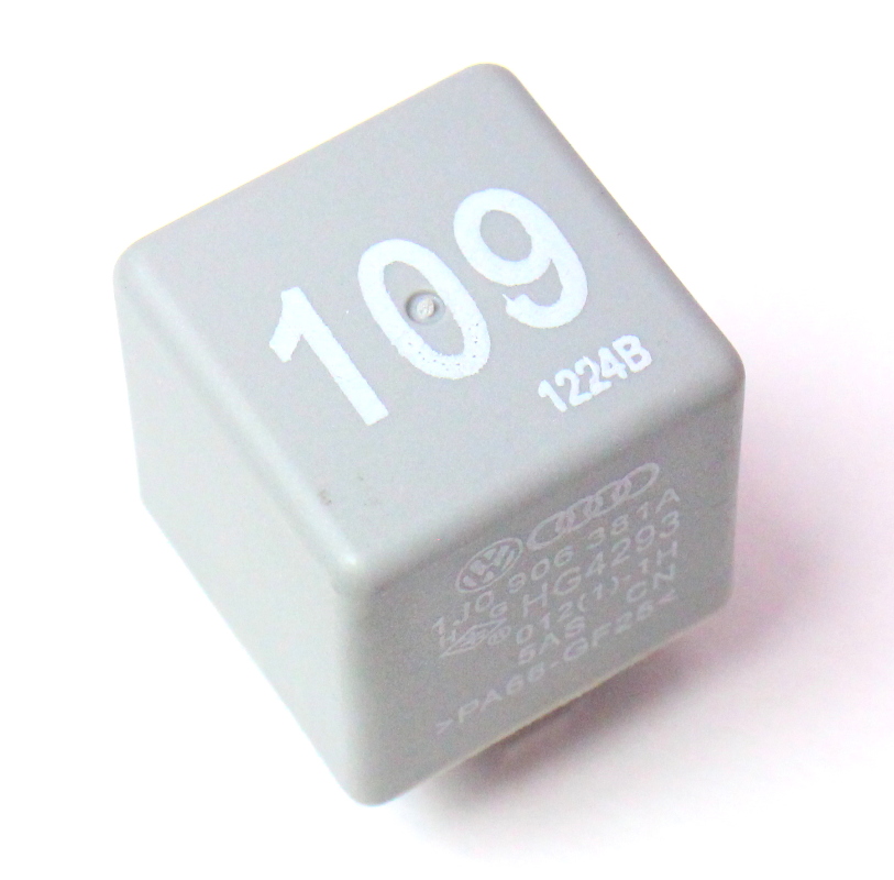 ECU Power Supply Relay 109 VW Jetta Golf MK4 Beetle TDI ALH 1J0 906