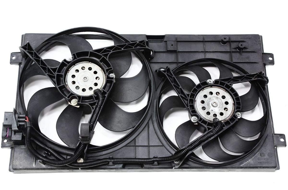 Engine Cooling Fans 9805 VW New Beetle Genuine Volkswagen 1C0 121