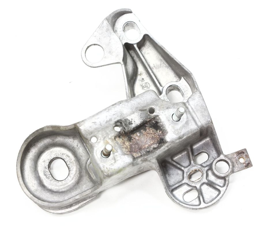 RH Engine Sub Frame Mount Bracket Audi A6 A4 C5 VW Passat 4B0 199 352