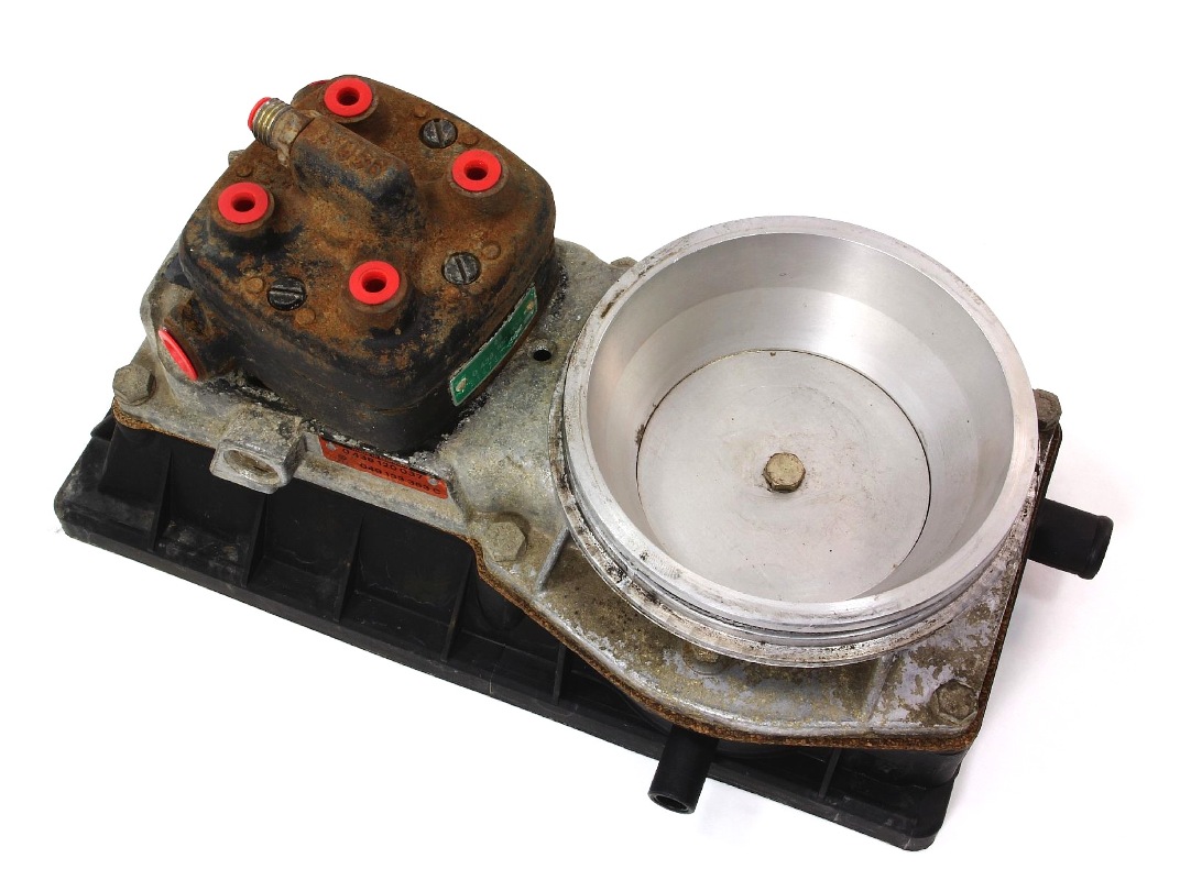 CIS Bosch Fuel Distributor VW Rabbit Scirocco Dasher Audi Fox 049