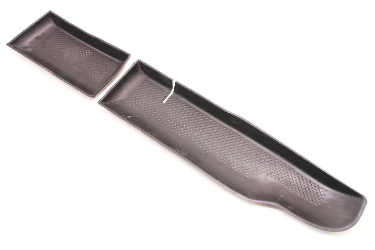 LH Front Door Panel Rubber Liner Insert Tray 9502 VW Cabrio 1H0 868