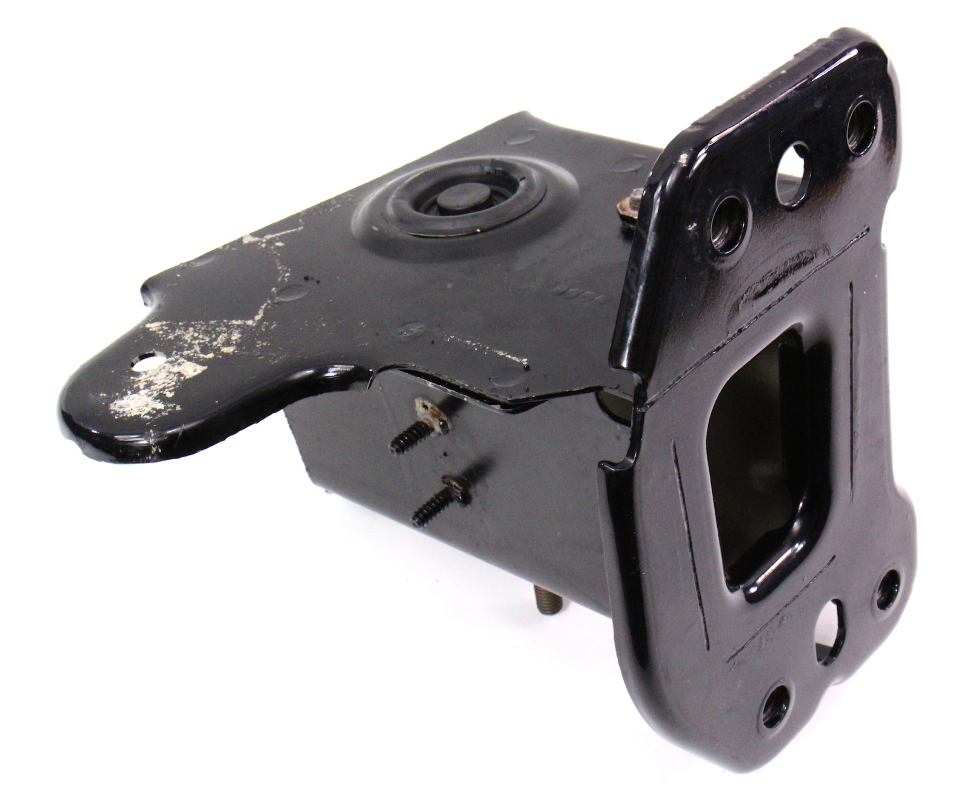 LH Frame Rail End Mount Bracket 0510 VW Jetta Golf Rabbit GTI Mk5