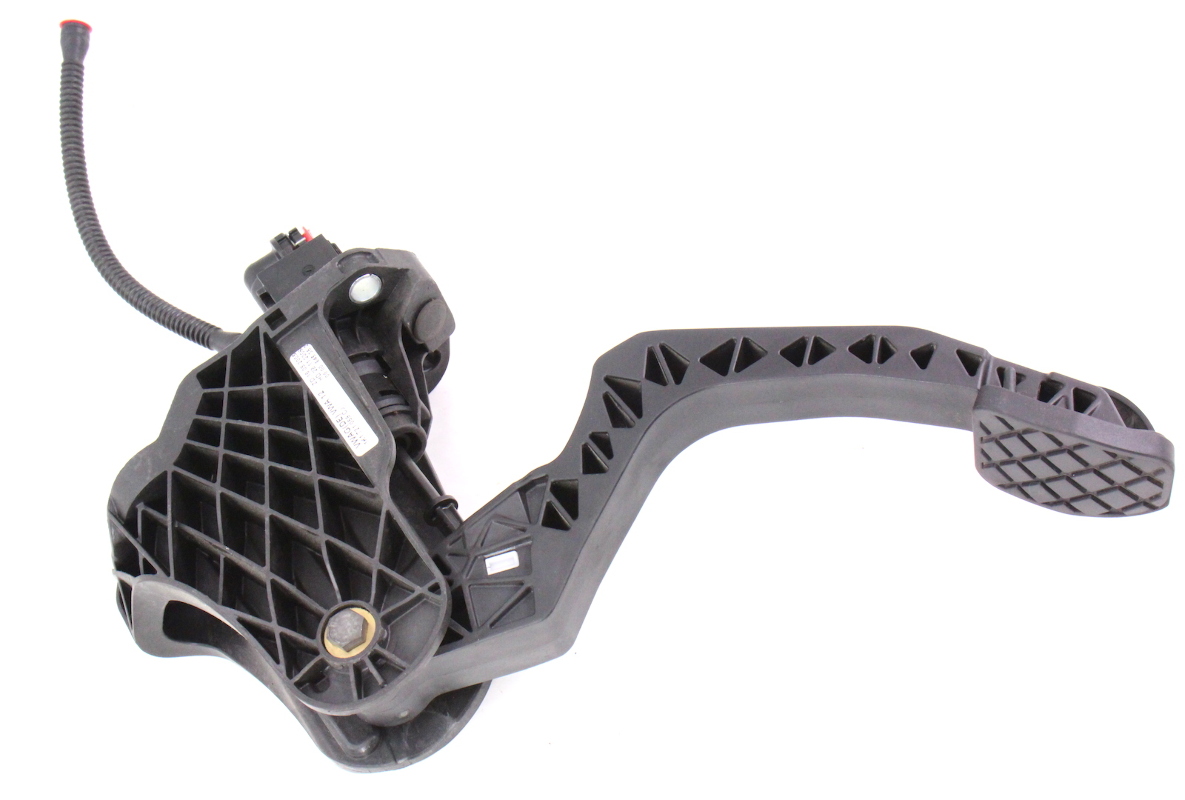 Clutch Pedal & Master Cylinder 0612 Audi A3 Genuine 1K1 721 059 CJ