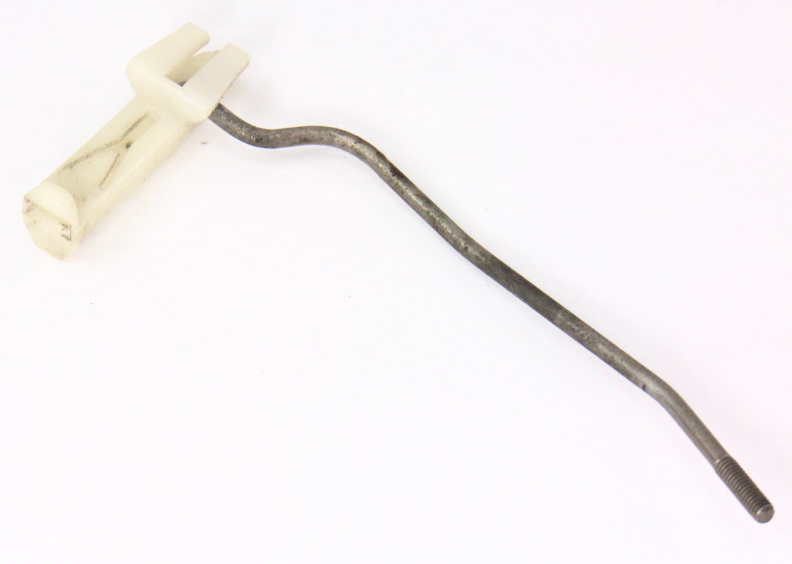 RH Door Latch Lock Pin Plastic Linkage Rod VW Rabbit Jetta 7584 Mk1