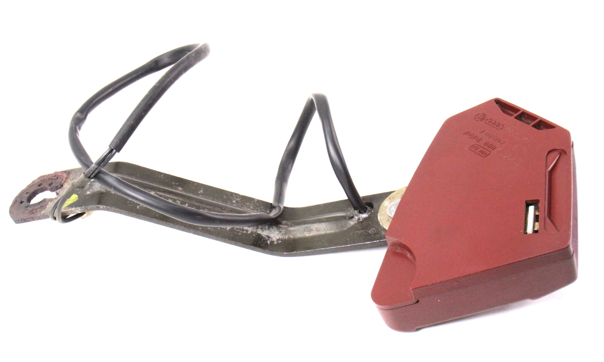 LH Front Red Seatbelt Seat Belt Receiver 8184 VW Rabbit GTI MK1 175