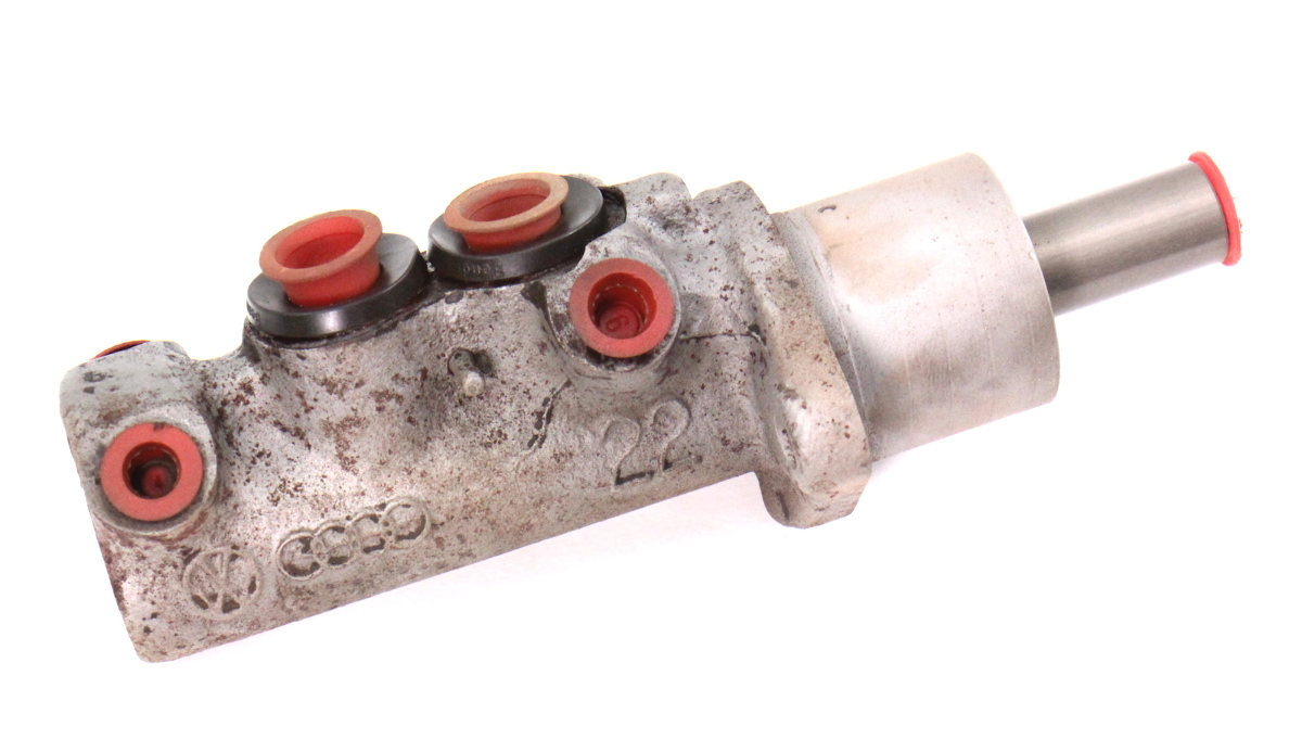 Genuine VW Brake Master Cylinder Jetta Golf Passat Eurovan MK2 MK3