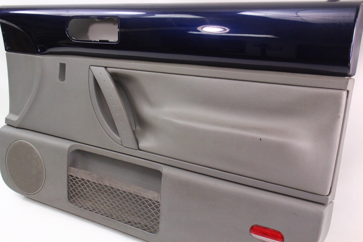 RH Front Interior Door Panel 9805 VW Beetle Interior Trim LC5R Blue