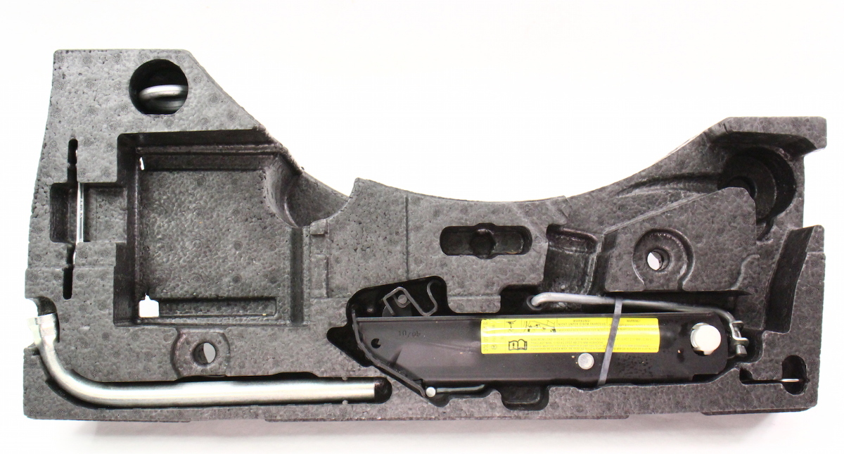 Trunk Spare Tool Kit Jack Lug Wrench Foam 0610 VW Passat B6 Sedan