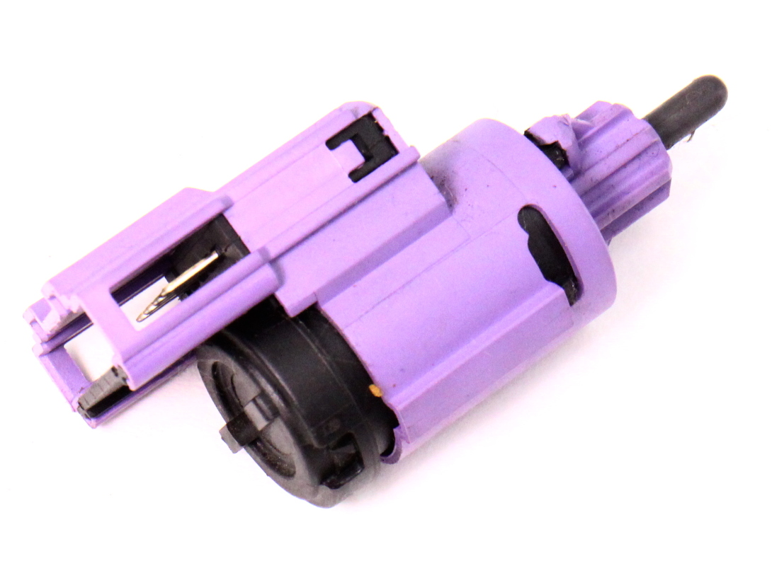 Brake Pedal Light Switch 9905 VW Jetta Golf GTI MK4 Beetle 1J0 945