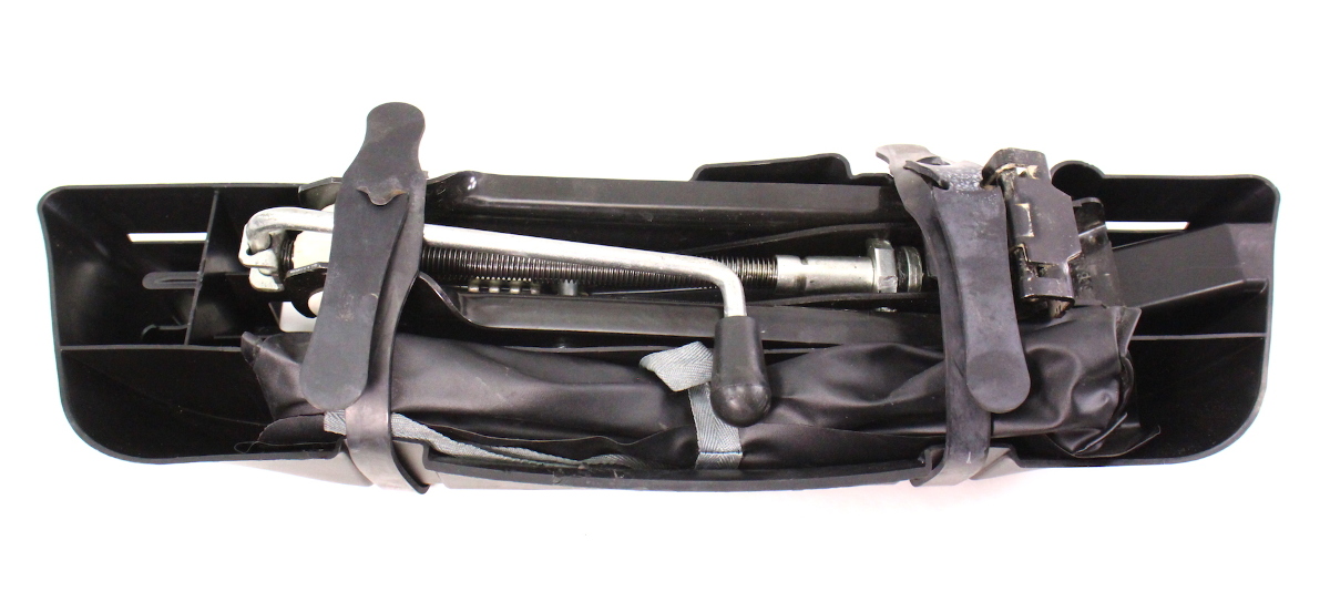 Spare Tire Trunk Tool Kit Jack Tools Lug Wrench 0510 VW Jetta MK5
