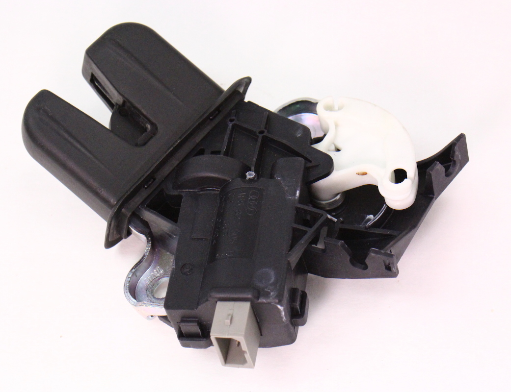 Trunk Latch Lock Actuator 0610 VW Passat B6 Sedan Genuine 4F5 827