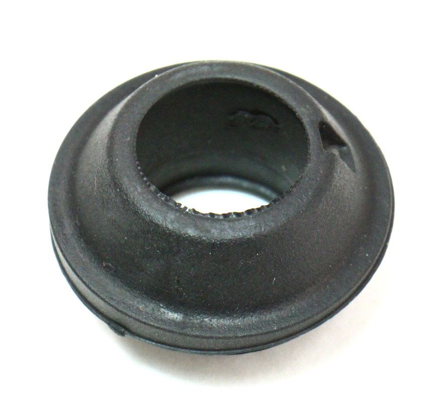 Rear Windshield Wiper Motor Grommet 0609 VW Rabbit GTI MK5 6Q6 955