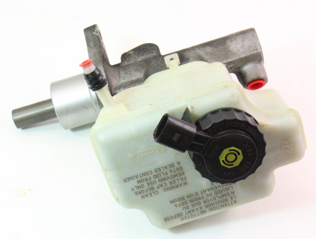 Brake Master Cylinder 0609 VW Eos GTI Rabbit Mk5 22mm Genuine 1K1