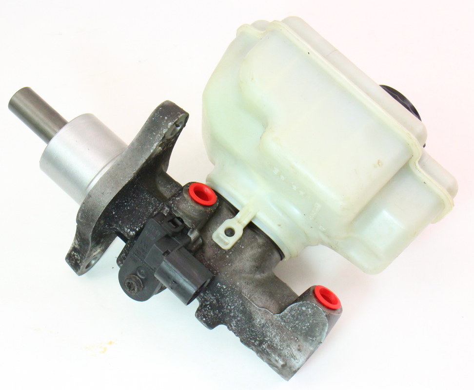 Brake Master Cylinder 0609 VW Eos GTI Rabbit Mk5 22mm Genuine 1K1