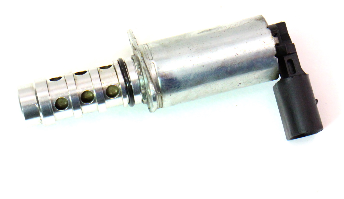 Timing Chain Actuator VW Jetta GLI GTI MK5 Audi A3 TT 2.0T 06F 109