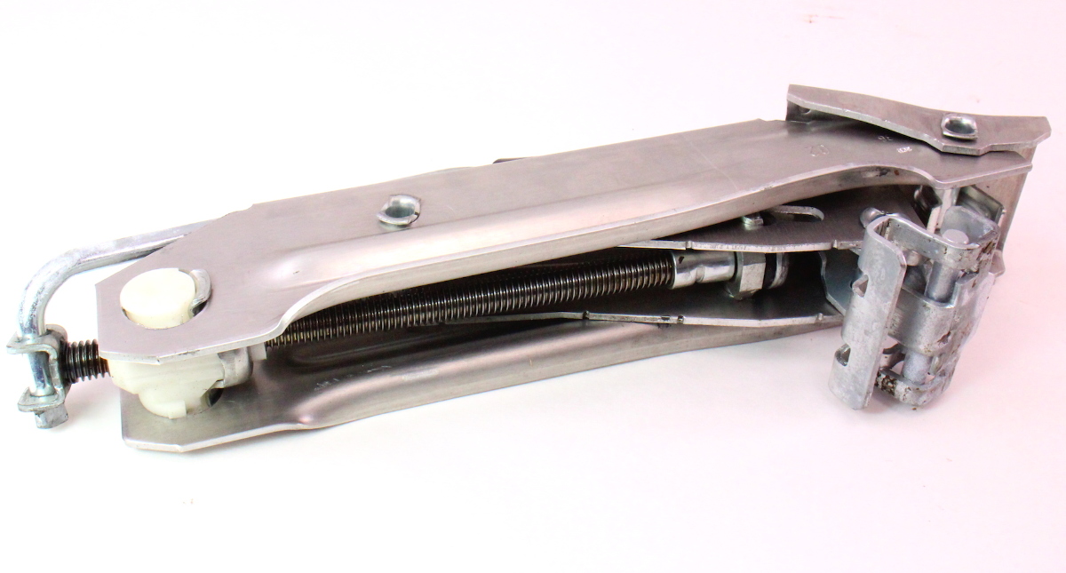 Trunk Spare Tire Aluminum Jack 9905 VW Jetta Golf MK4 Genuine 8L0 011 031 A CarParts4Sale