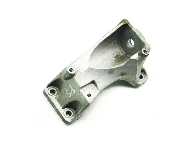 RH Transmission Bracket Quattro Automatic 05-08 Audi A4 B7 - 8E0 399 114 L