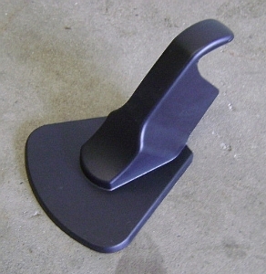 Trombino e pompadour dietro la risata