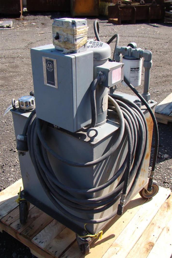 Parker VPak Hydraulic Pump/Motor Division 750psi 20Gal 6GPM C21N205 V26K0P0/10