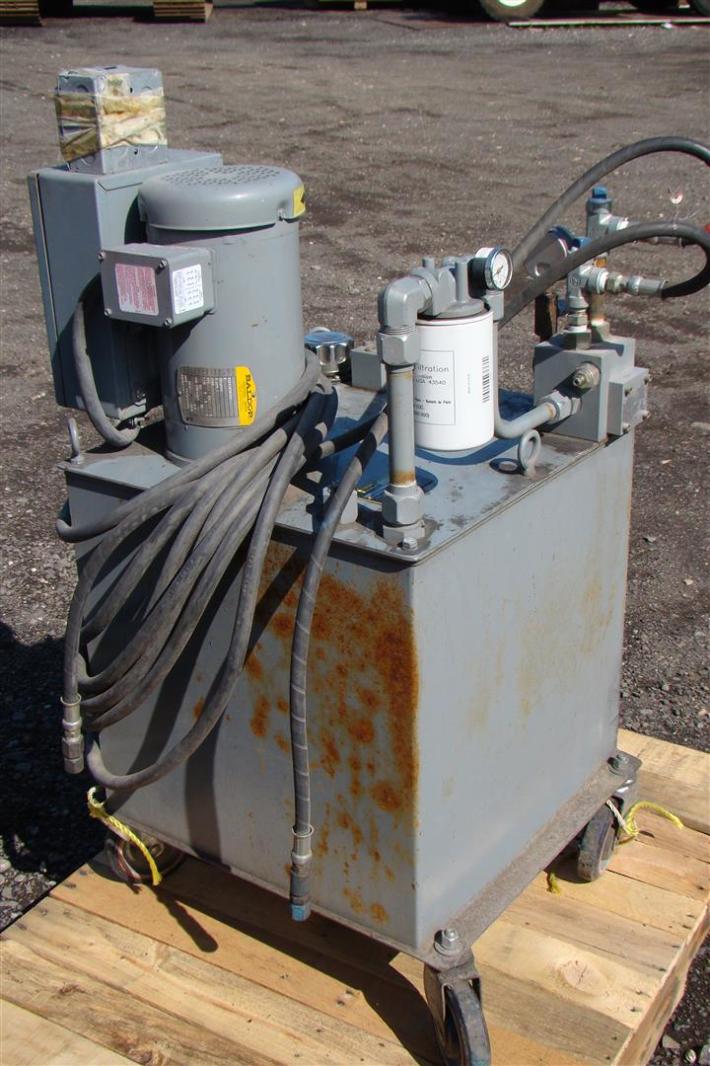 Parker VPak Hydraulic Pump/Motor Division 750psi 20Gal 6GPM C21N205